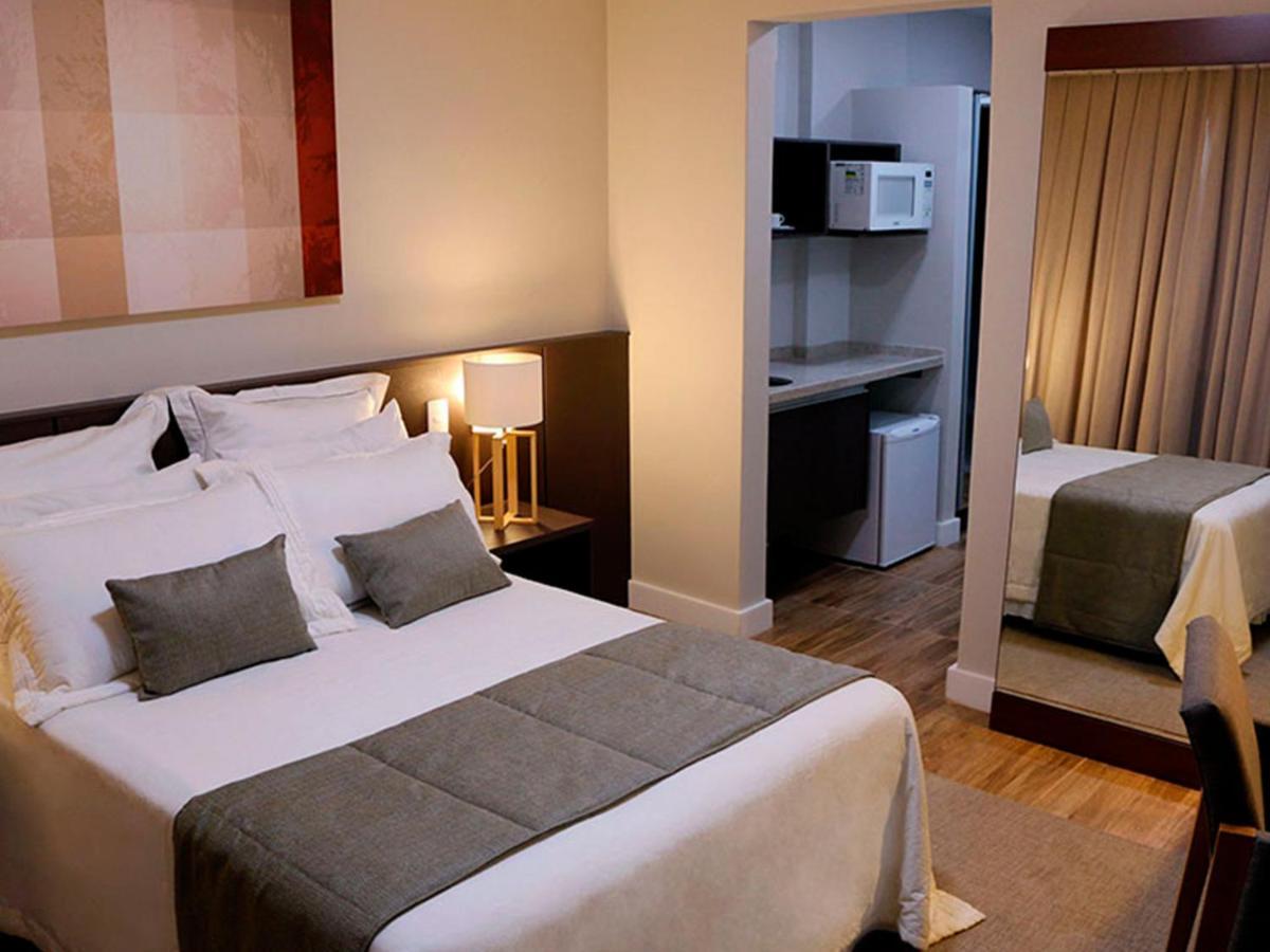 Vila Business Hotel ヴォルタ・レドンダ エクステリア 写真