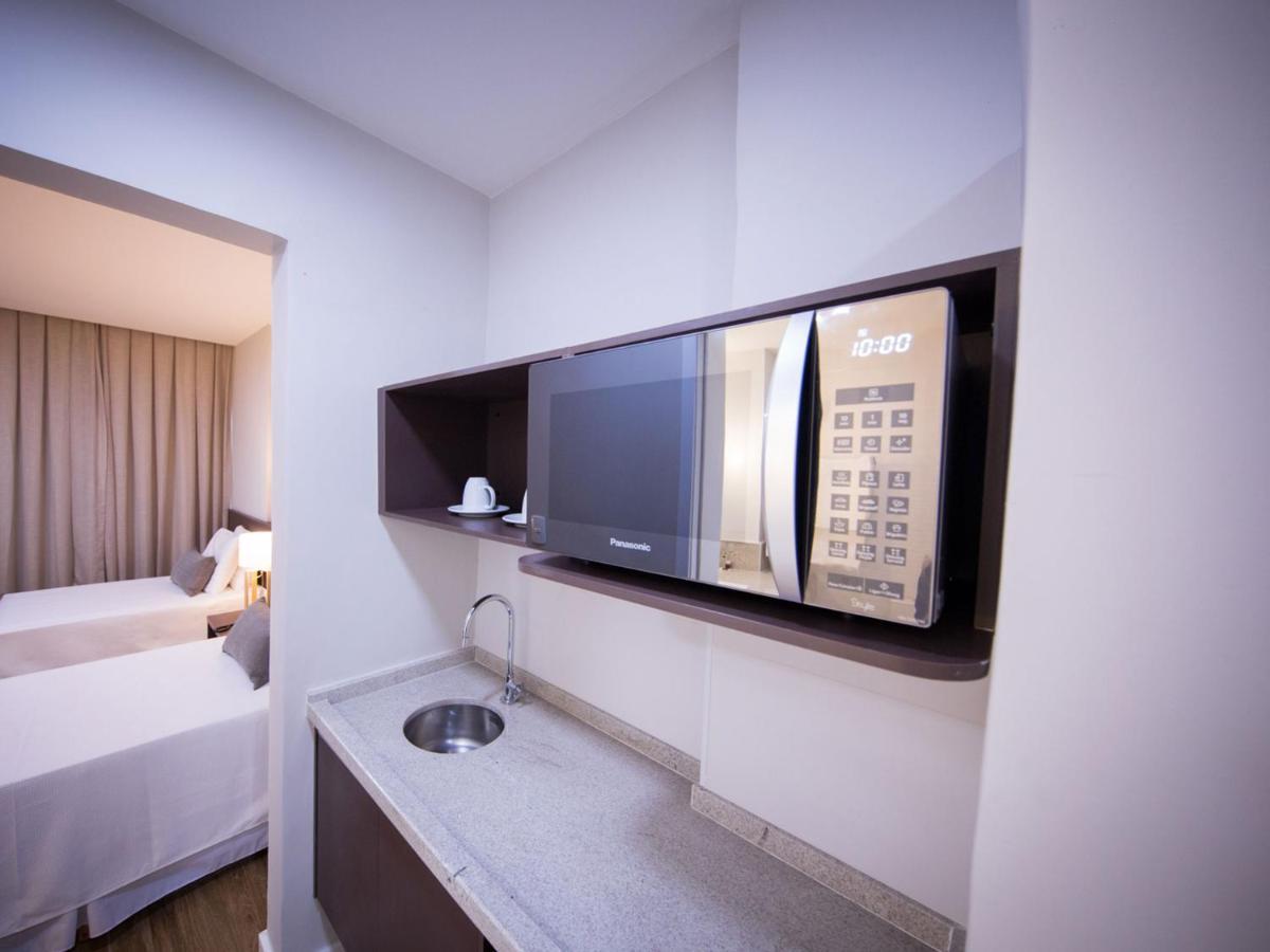 Vila Business Hotel ヴォルタ・レドンダ エクステリア 写真