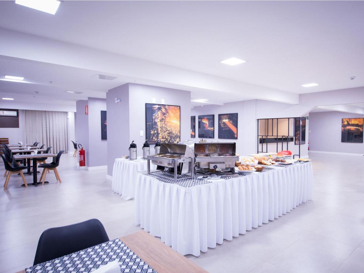 Vila Business Hotel ヴォルタ・レドンダ エクステリア 写真