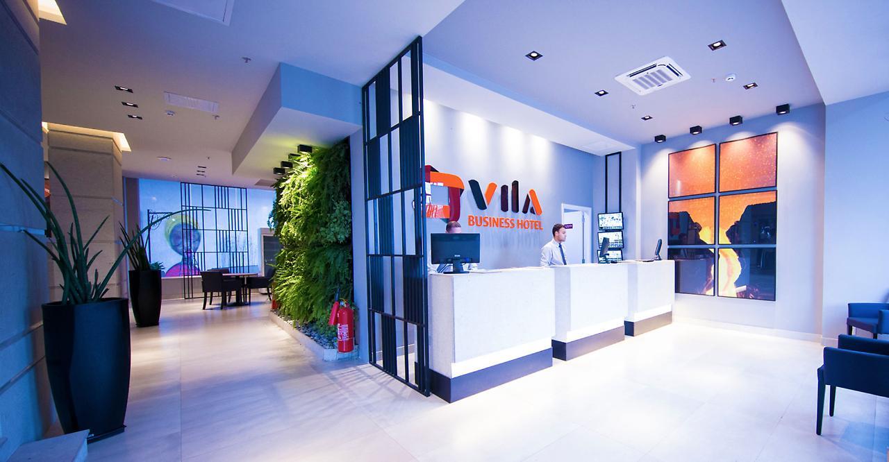 Vila Business Hotel ヴォルタ・レドンダ エクステリア 写真