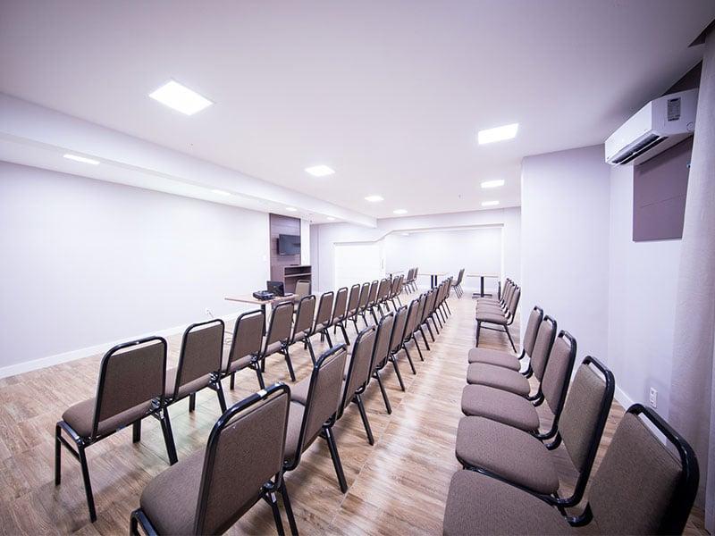 Vila Business Hotel ヴォルタ・レドンダ エクステリア 写真